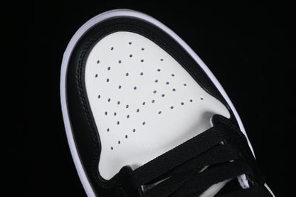 Black Toe