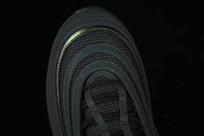 University of Oregon ‘Thunder’ PE
