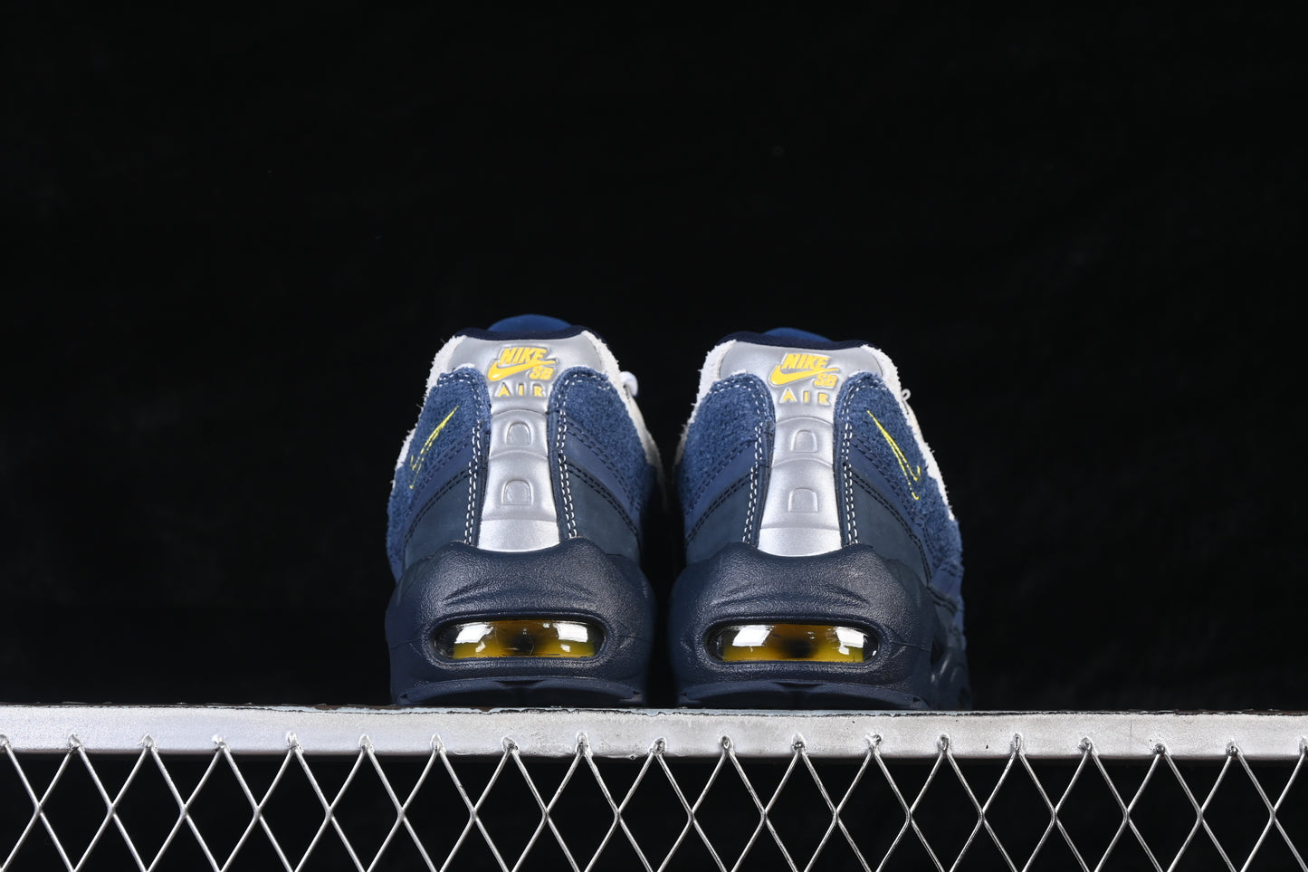 Obsidian Speed Yellow