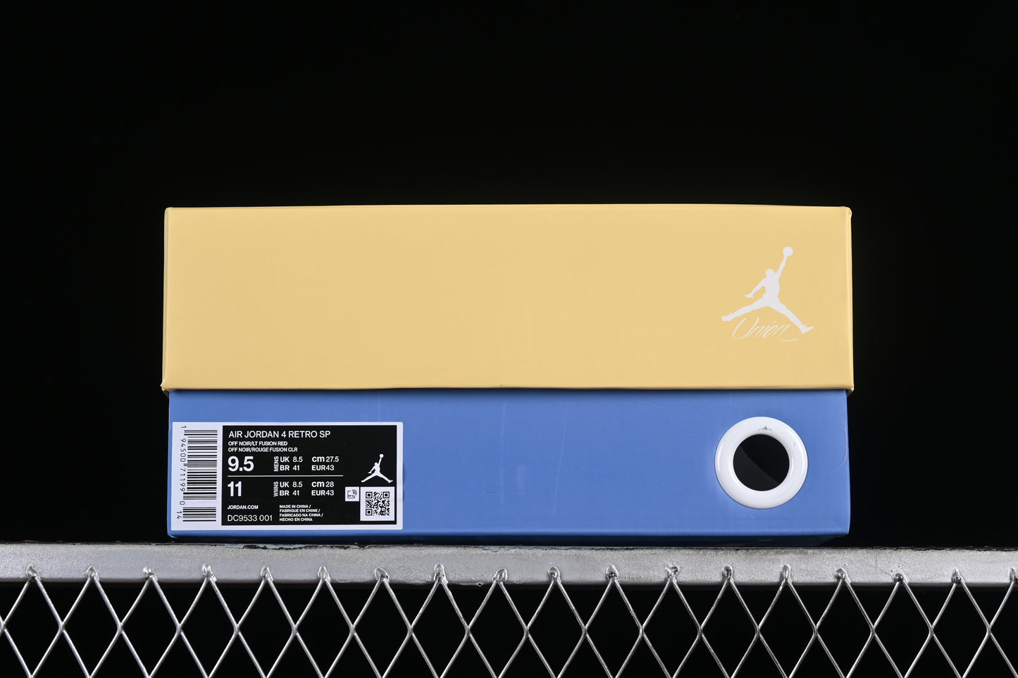 AJ4 Retro