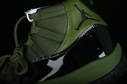 AJ11 Mid