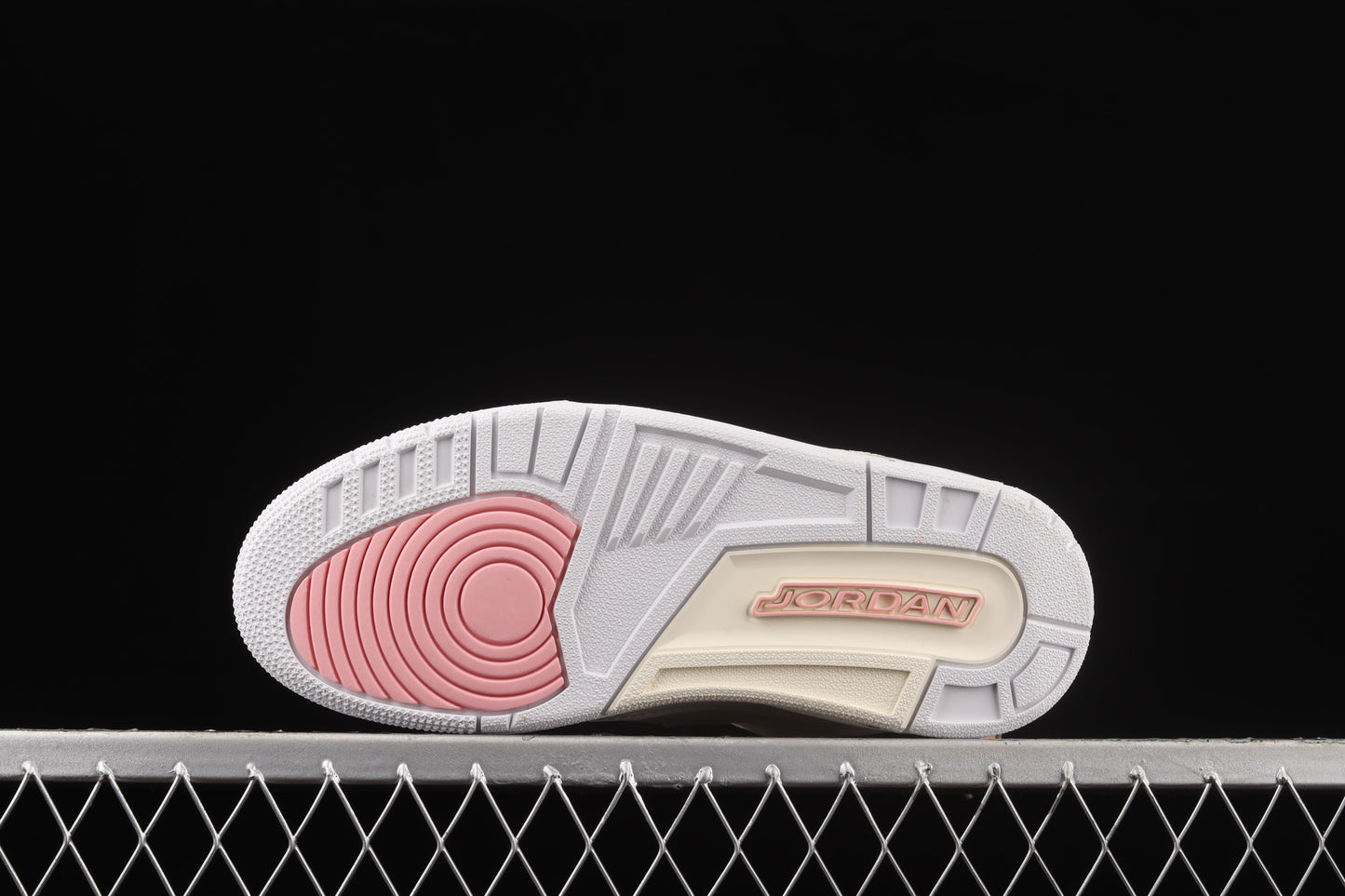AJ3 Retro