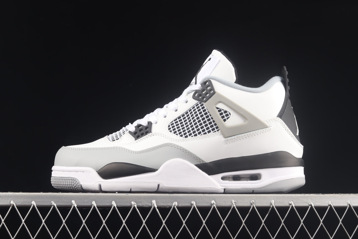 Light Smoke Grey