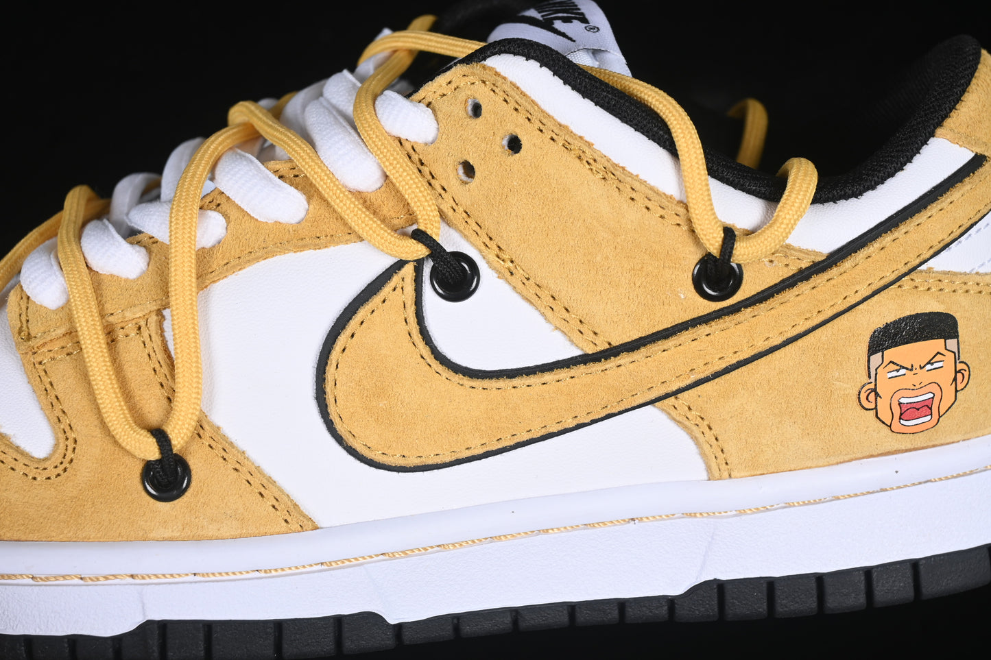 SB Dunk Low
