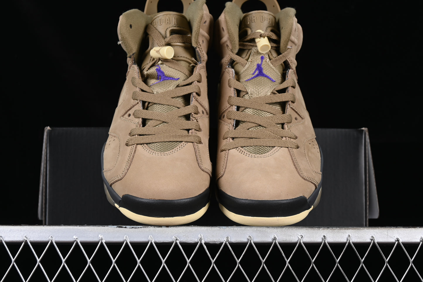 Gore-Tex “Brown Kelp”