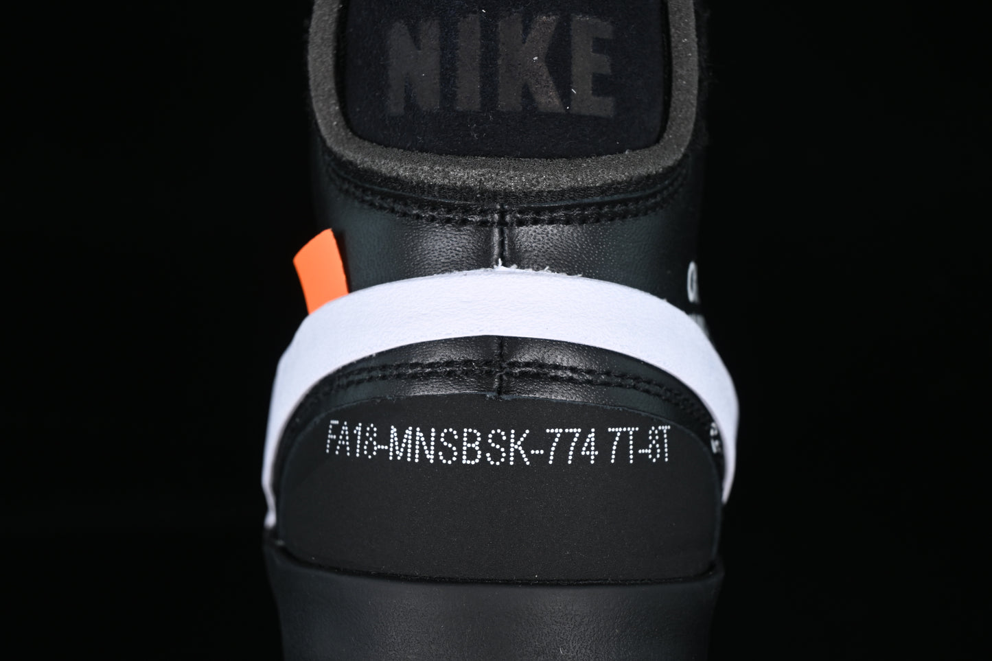 Blazer Mid