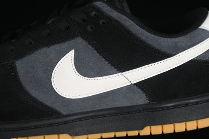SB Dunk Low