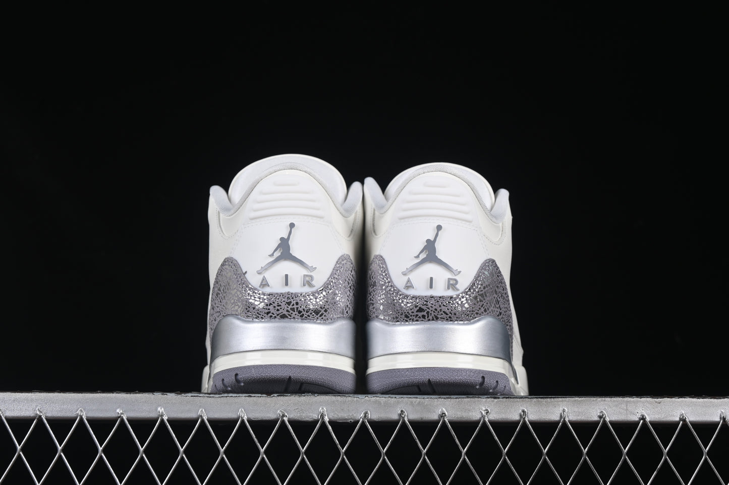 Sail Metallic Silver