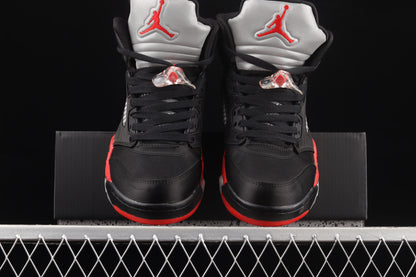 Satin Bred