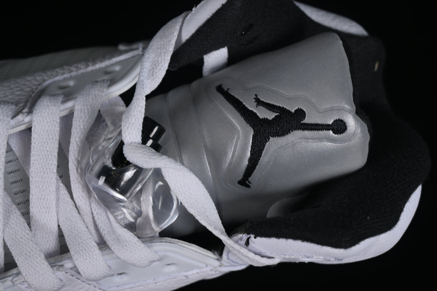 AJ5 Retro