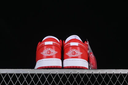 AJ1 Low
