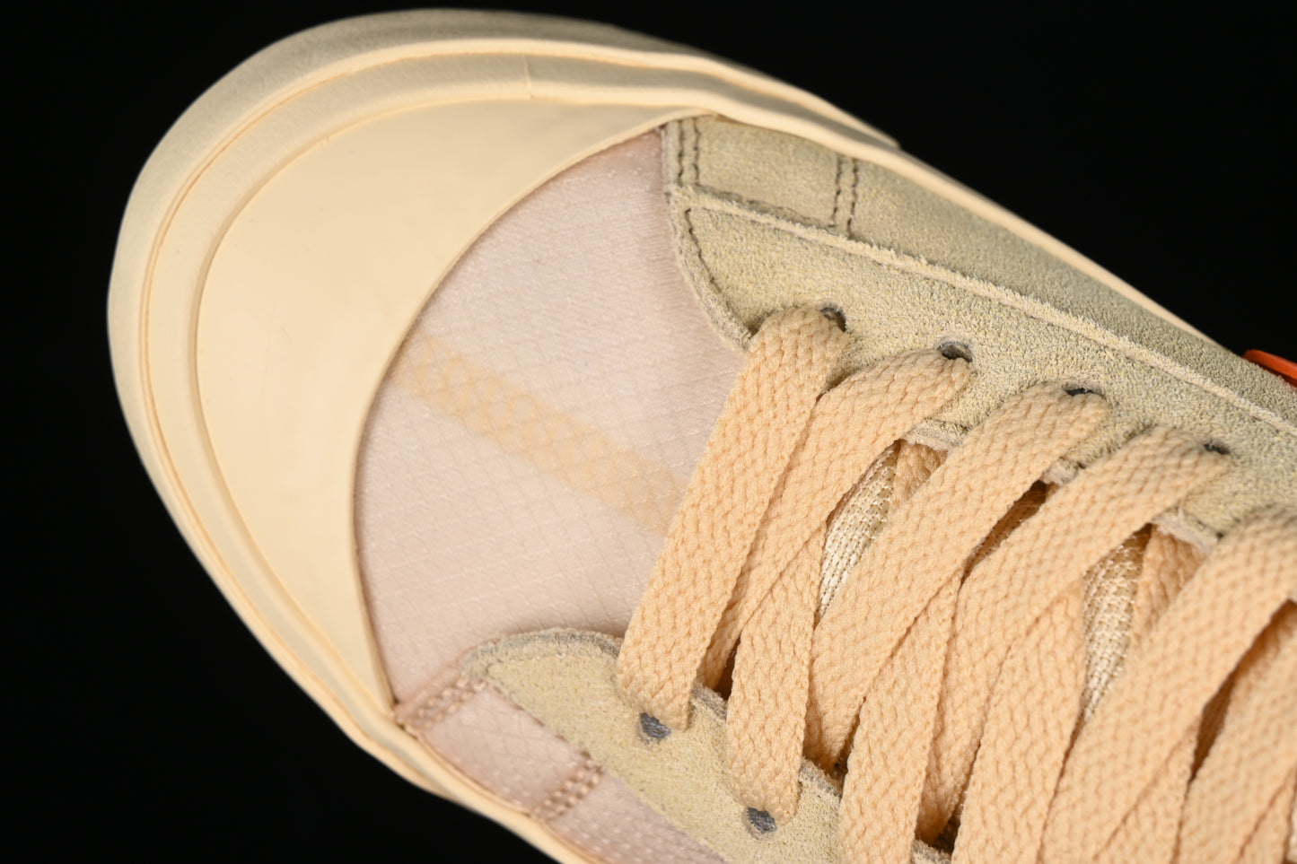 Blazer Mid