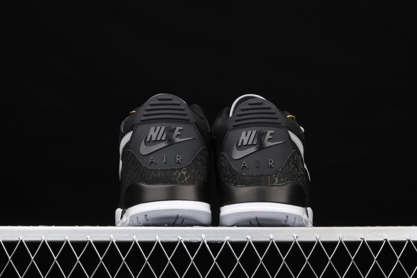 Tinker SP ‘Black Cement’