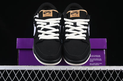 SB Dunk Low Premium