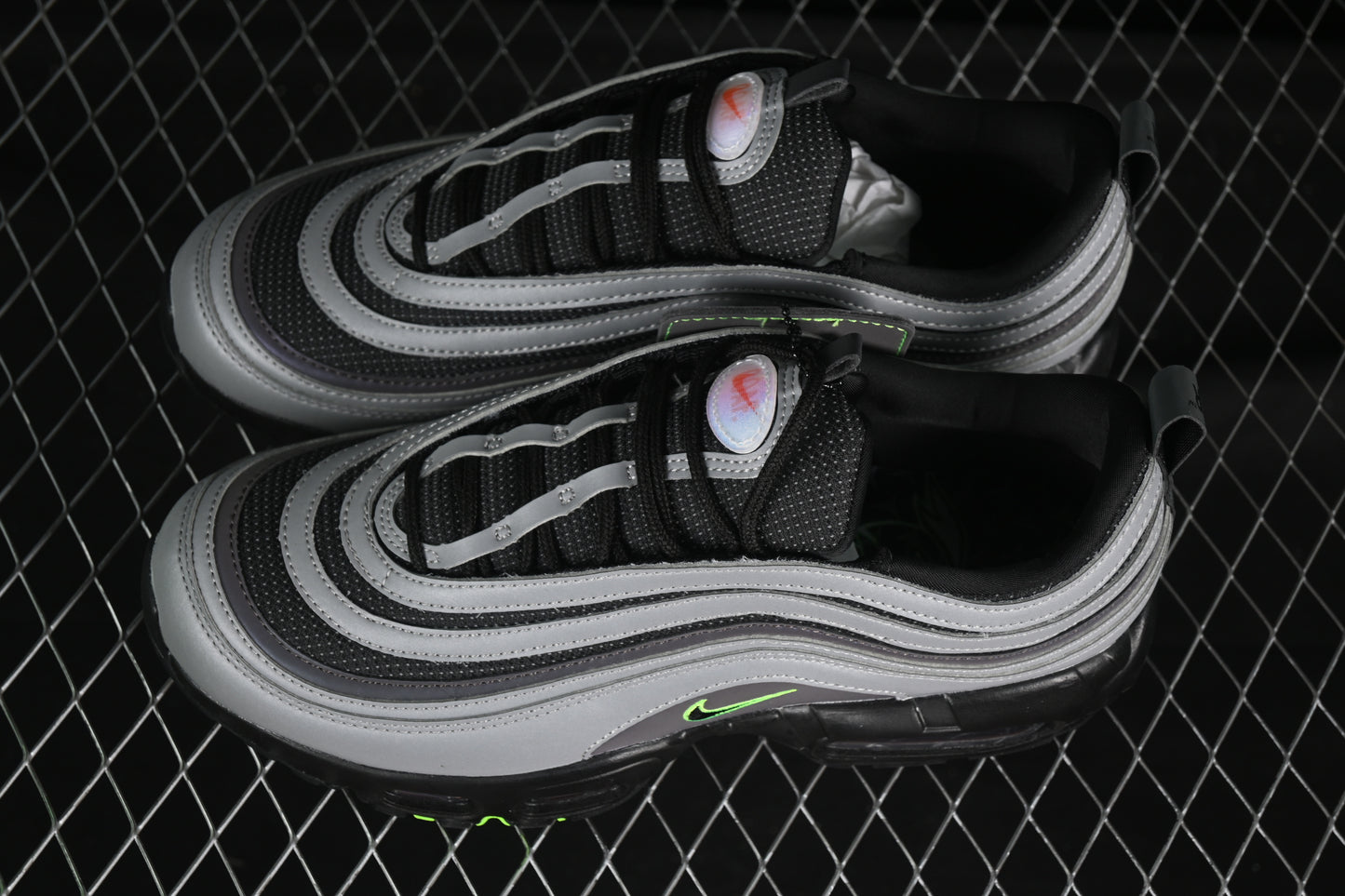 University of Oregon ‘Lightning’ PE