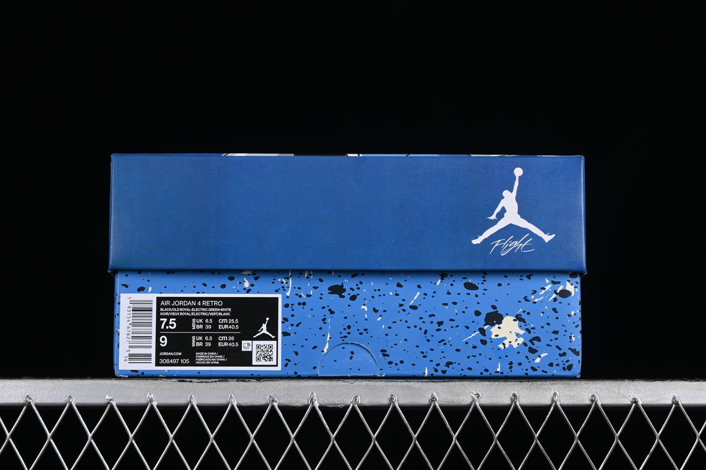 AJ4 Retro