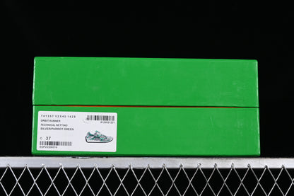 Orbit Sneaker