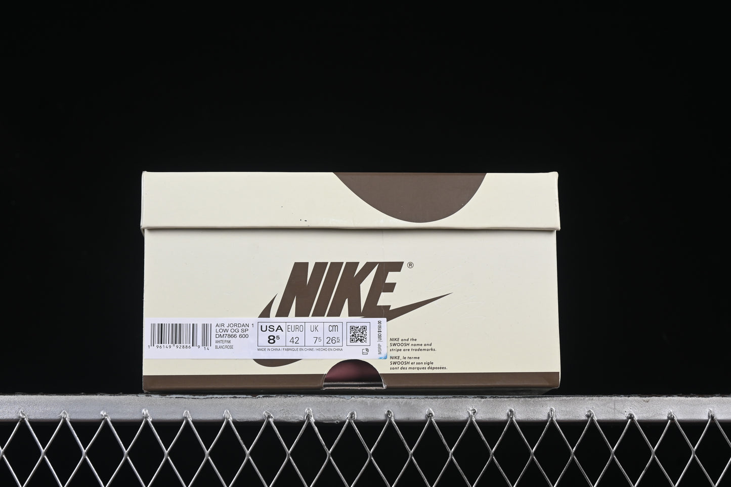 AJ1 Low