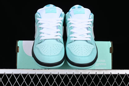 Lobster Tiffany Blue