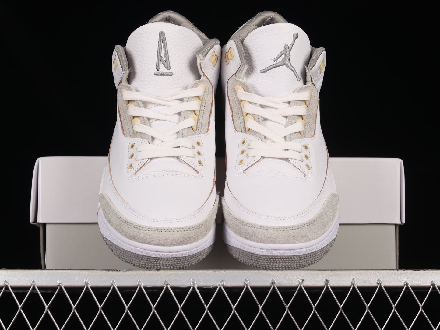 AJ3 Retro