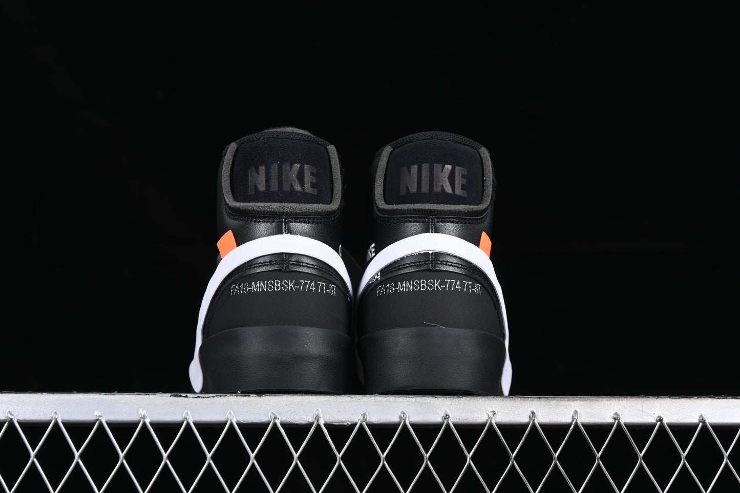 Blazer Mid