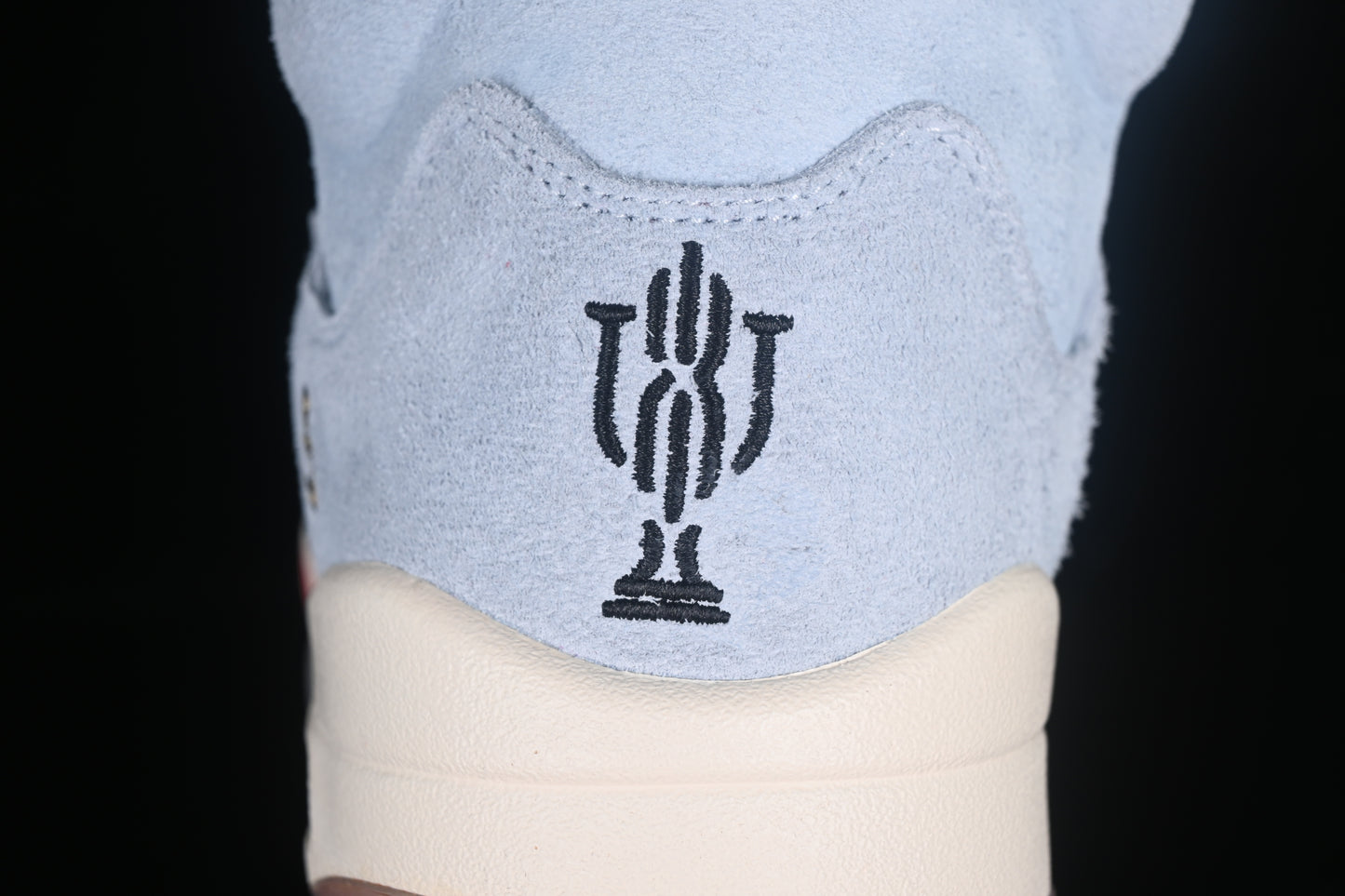 Trophy Ice Blue