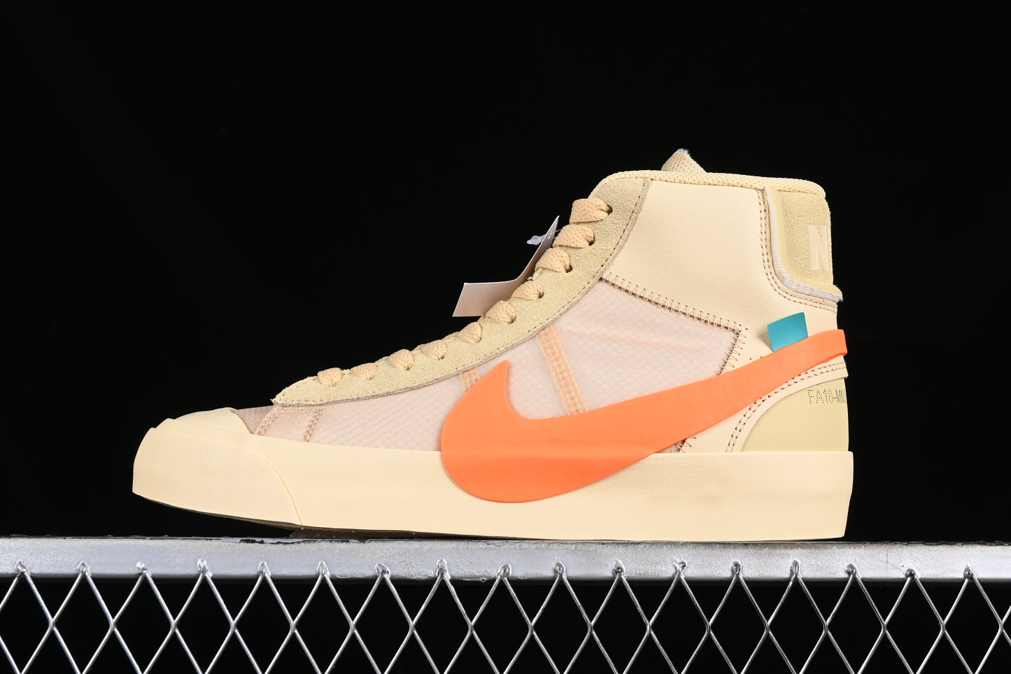Blazer Mid