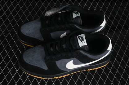 SB Dunk Low
