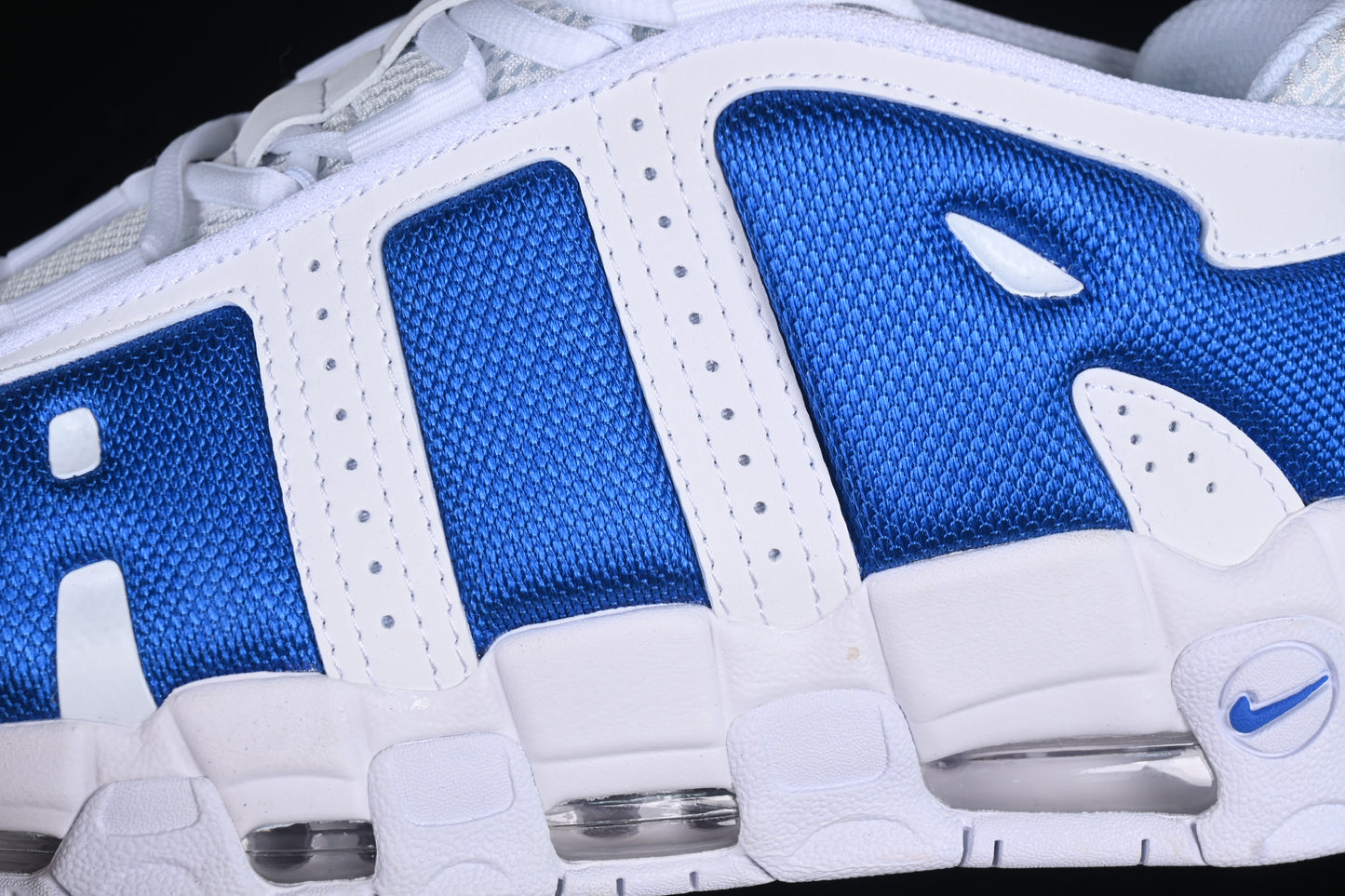 White Hyper Royal
