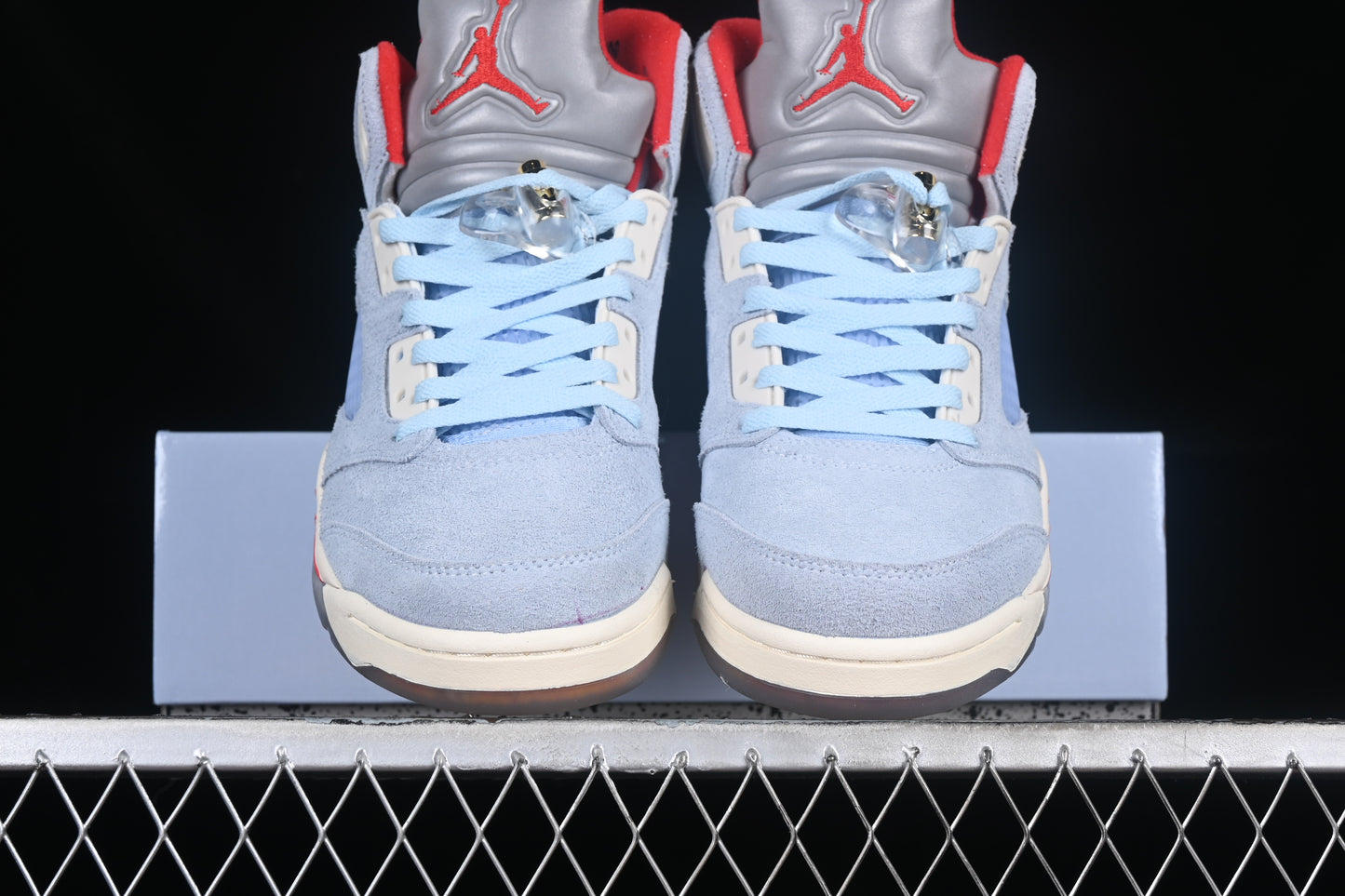 Trophy Ice Blue