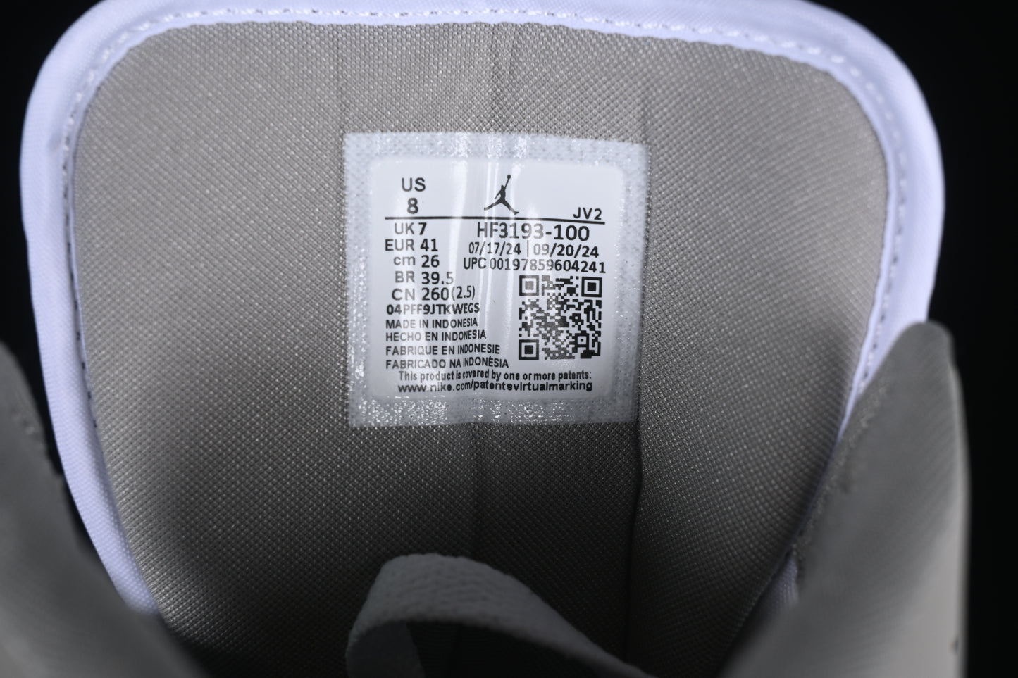 AJ1 Mid