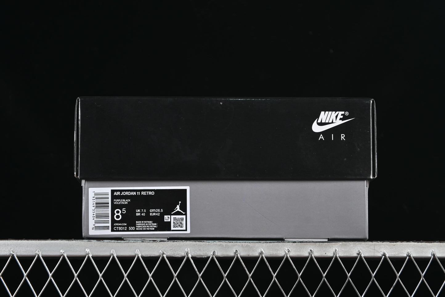 AJ11 Mid