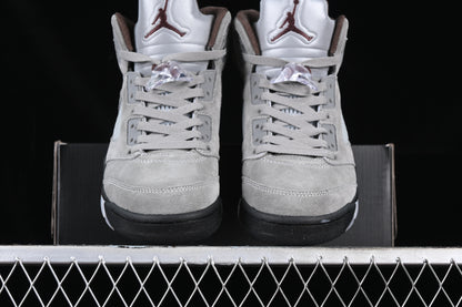 A Ma Maniere “Light Bone”