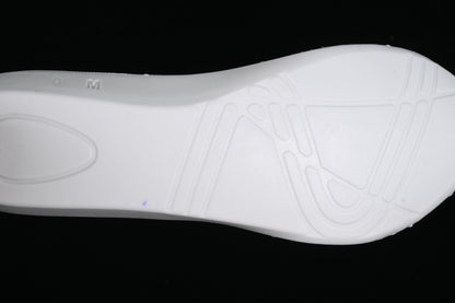Orbit Sneaker