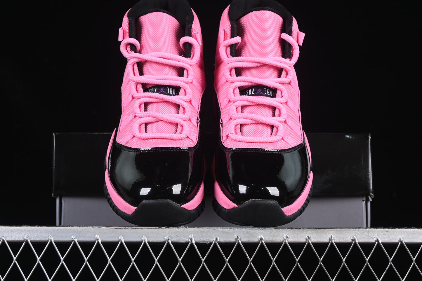AJ11 Mid