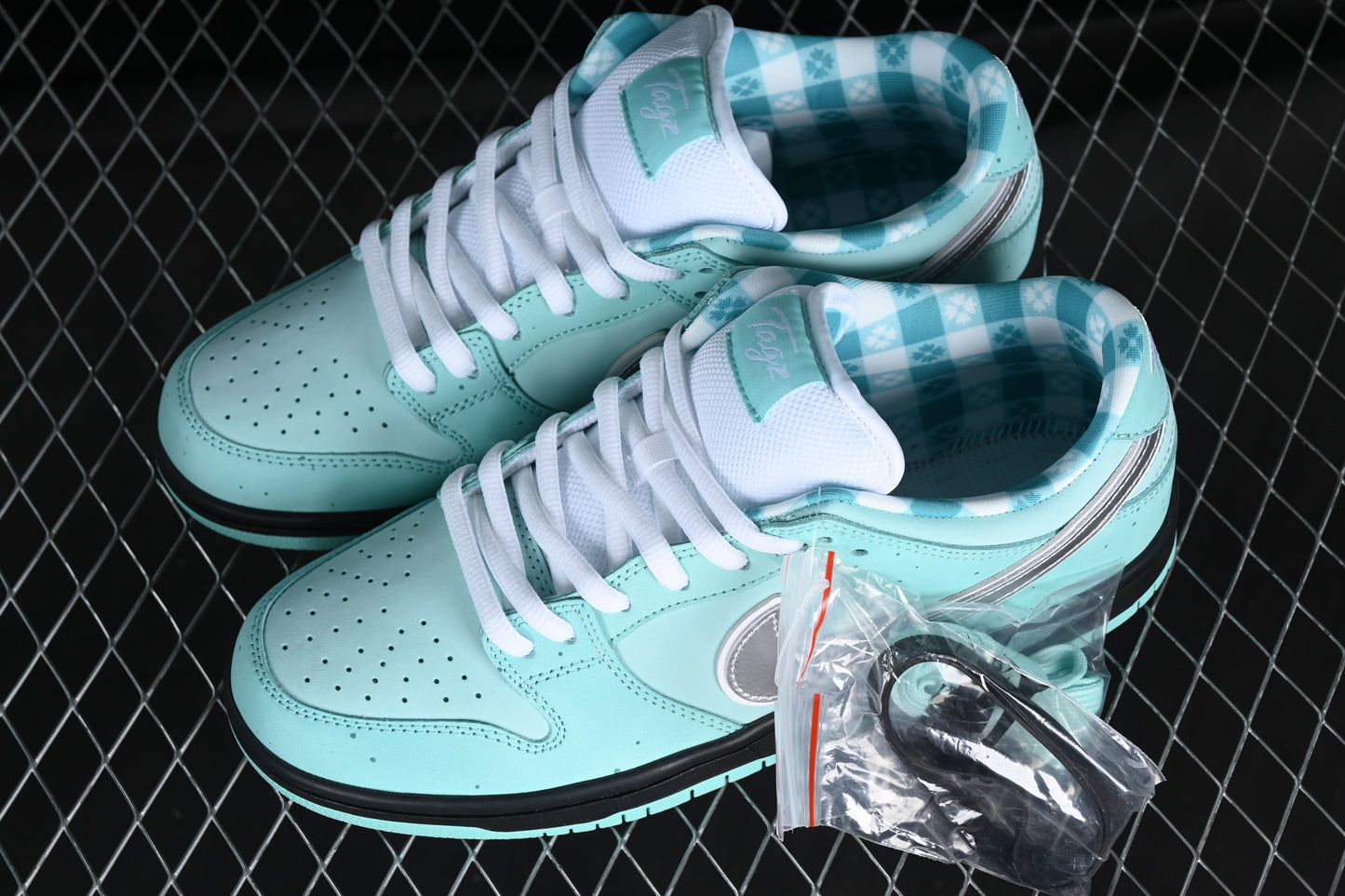 Lobster Tiffany Blue