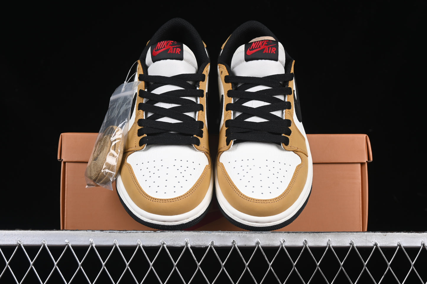 AJ1 Low OG