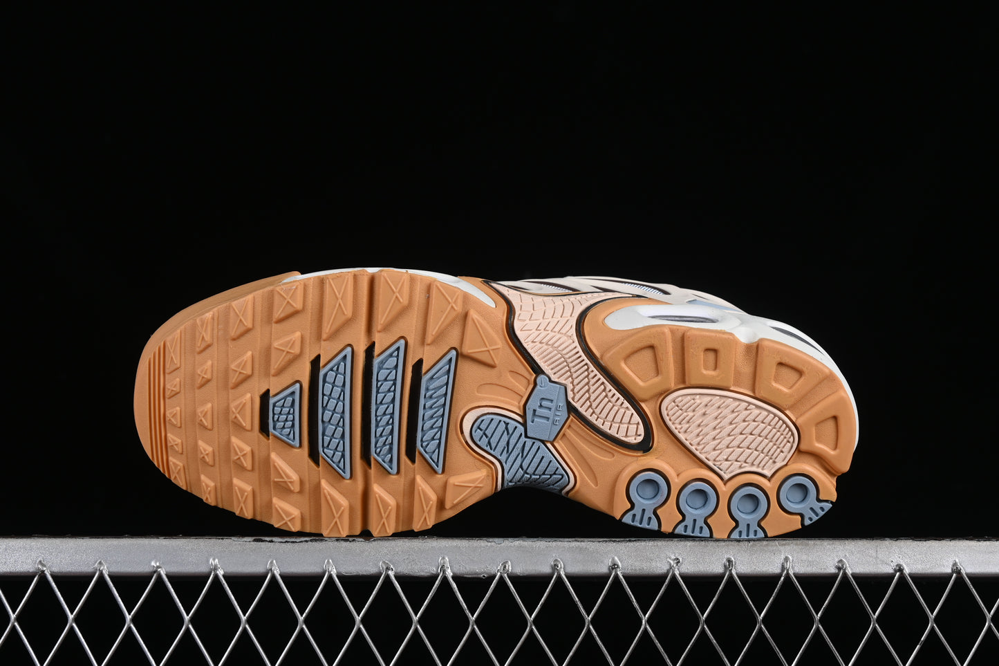Air Max Plus Drift