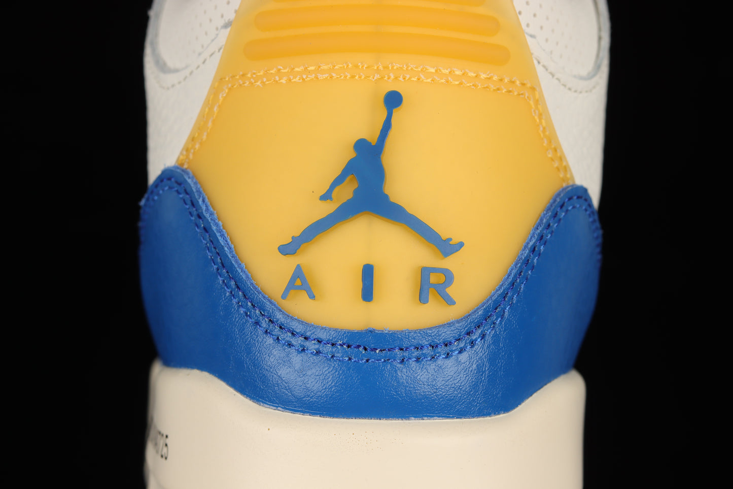 AJ3 Retro