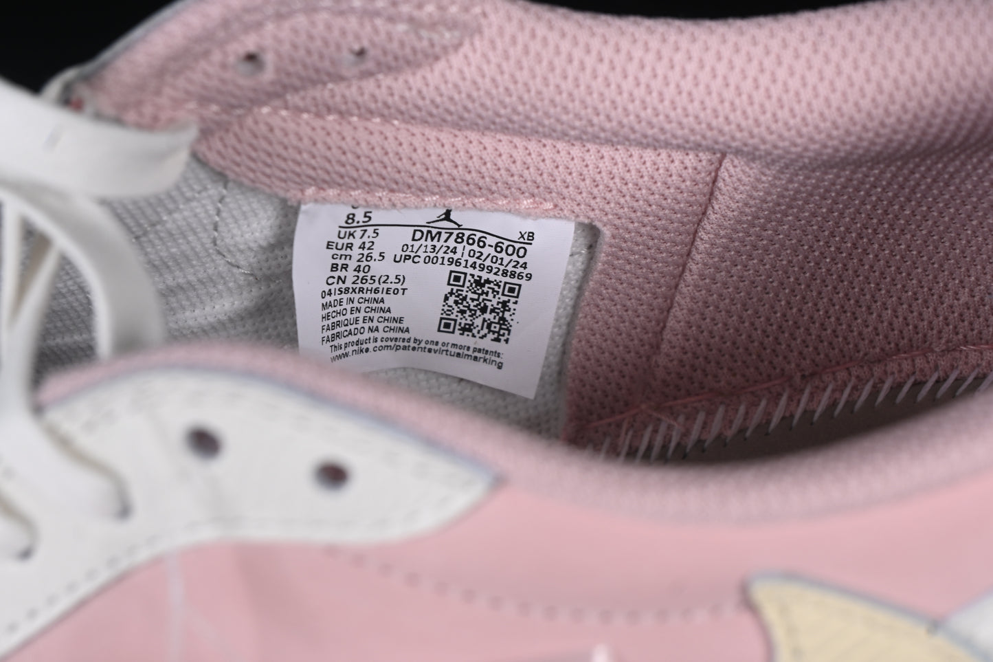 AJ1 Low