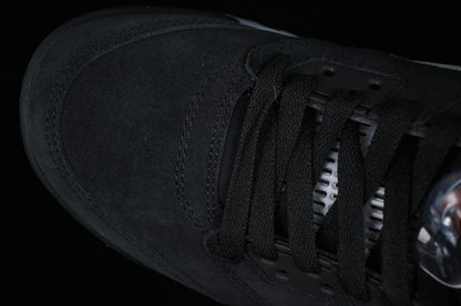 A Ma Maniere “Black”