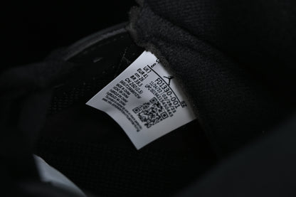 A Ma Maniere “Black”