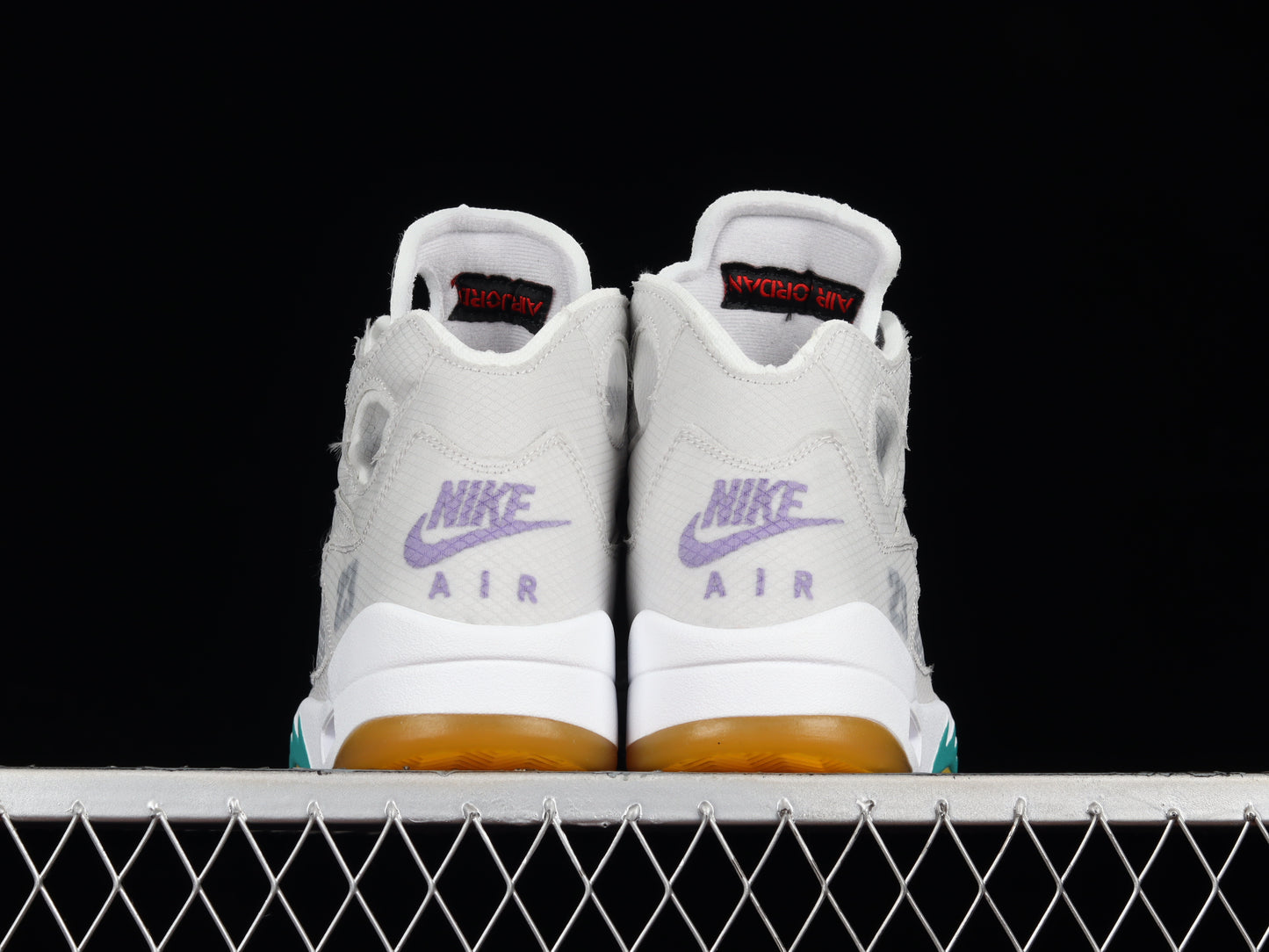 AJ5 Retro