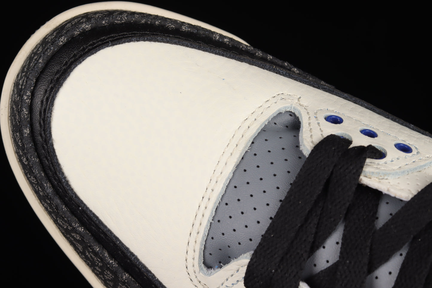 AJ3 Retro