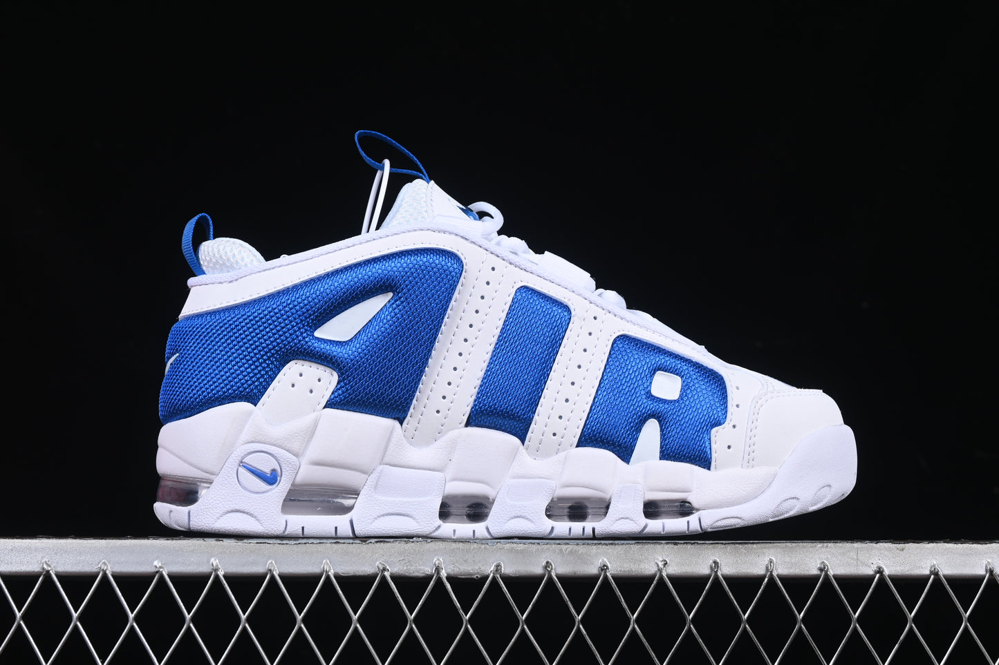 White Hyper Royal