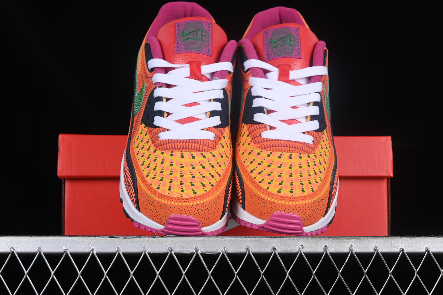 Air Max 90 Essential