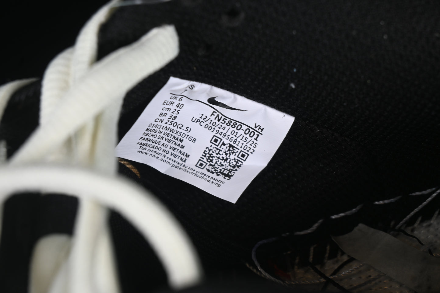 SB Dunk Low Premium