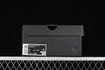 AJ1 Mid